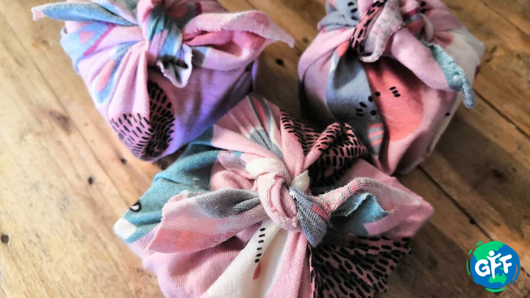 Opening a Gift From “Soaps By Anna” | Beeswax Wraps | Alternative to Single Use Cling Wraps